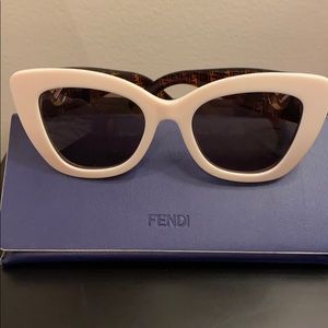 Fendi FF sunglasses